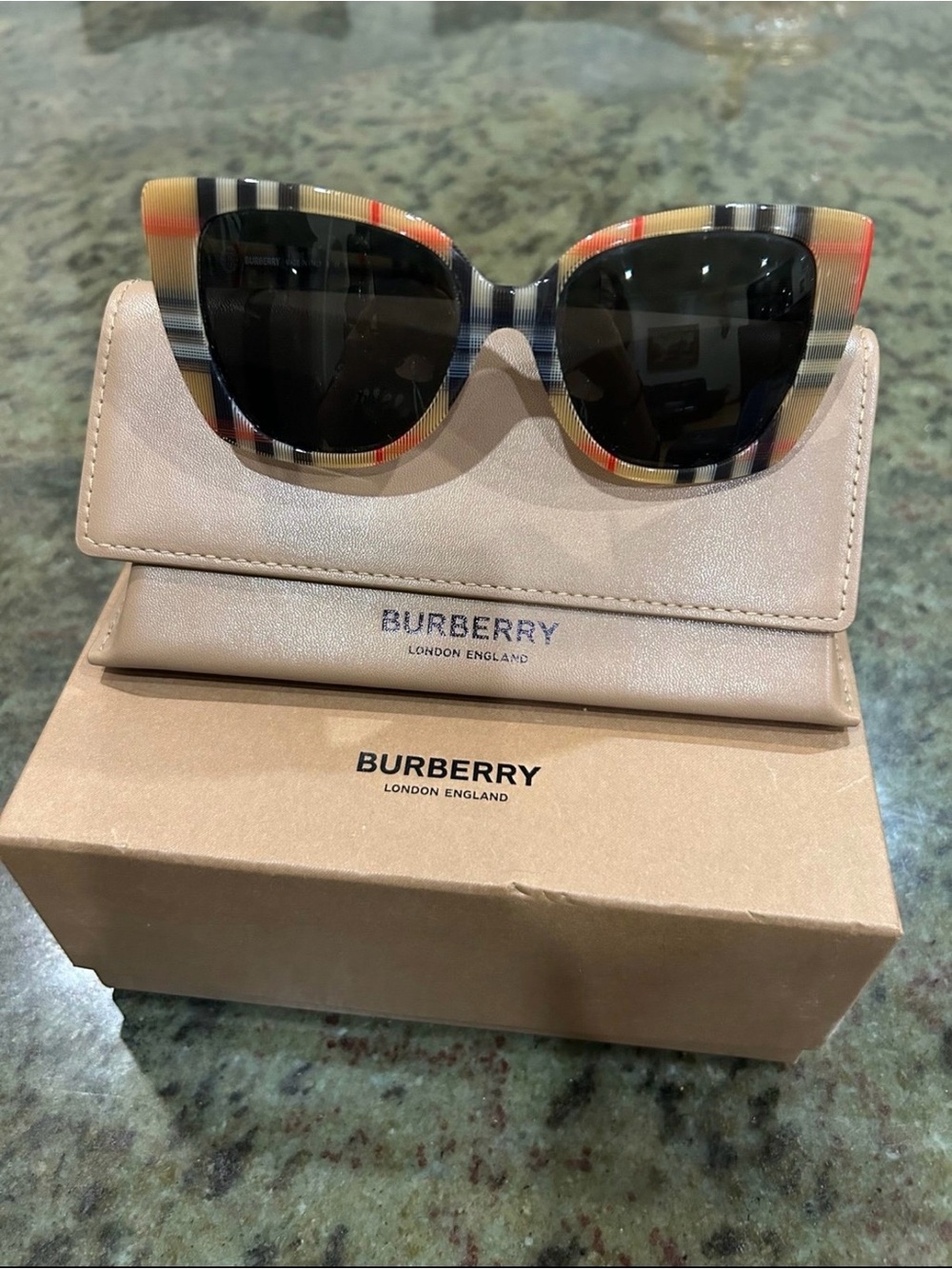 Burberry authentic Women’s Multicolor Cat-Eye Sunglasses